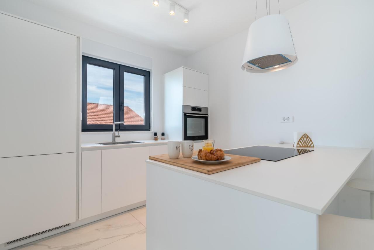 Lavender Tree - Luxury Apartments Trogir Luaran gambar